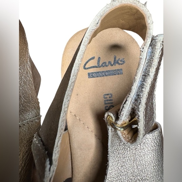 Clarks Annadel Eirwyn Wedge Sandals color silver Women's size 6.5 preloved - Picture 3 of 8